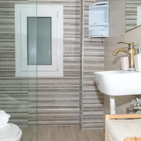 In Garitsa Corfu Apartament