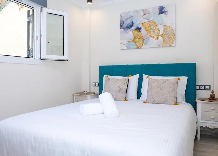 In Garitsa Corfu コルフ島