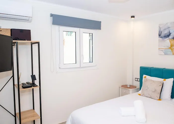 Apartment In Garitsa Corfu *