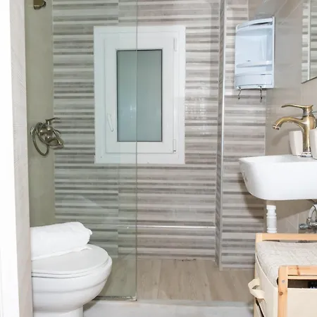 Appartement In Garitsa Corfu